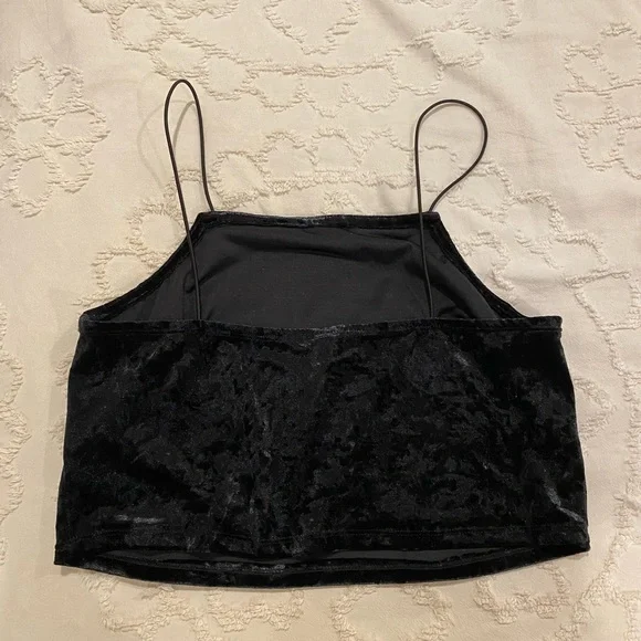 Wild Fable Crushed Velvet Sleeveless Crop Top, Black, Size L - Picture 2 of 3
